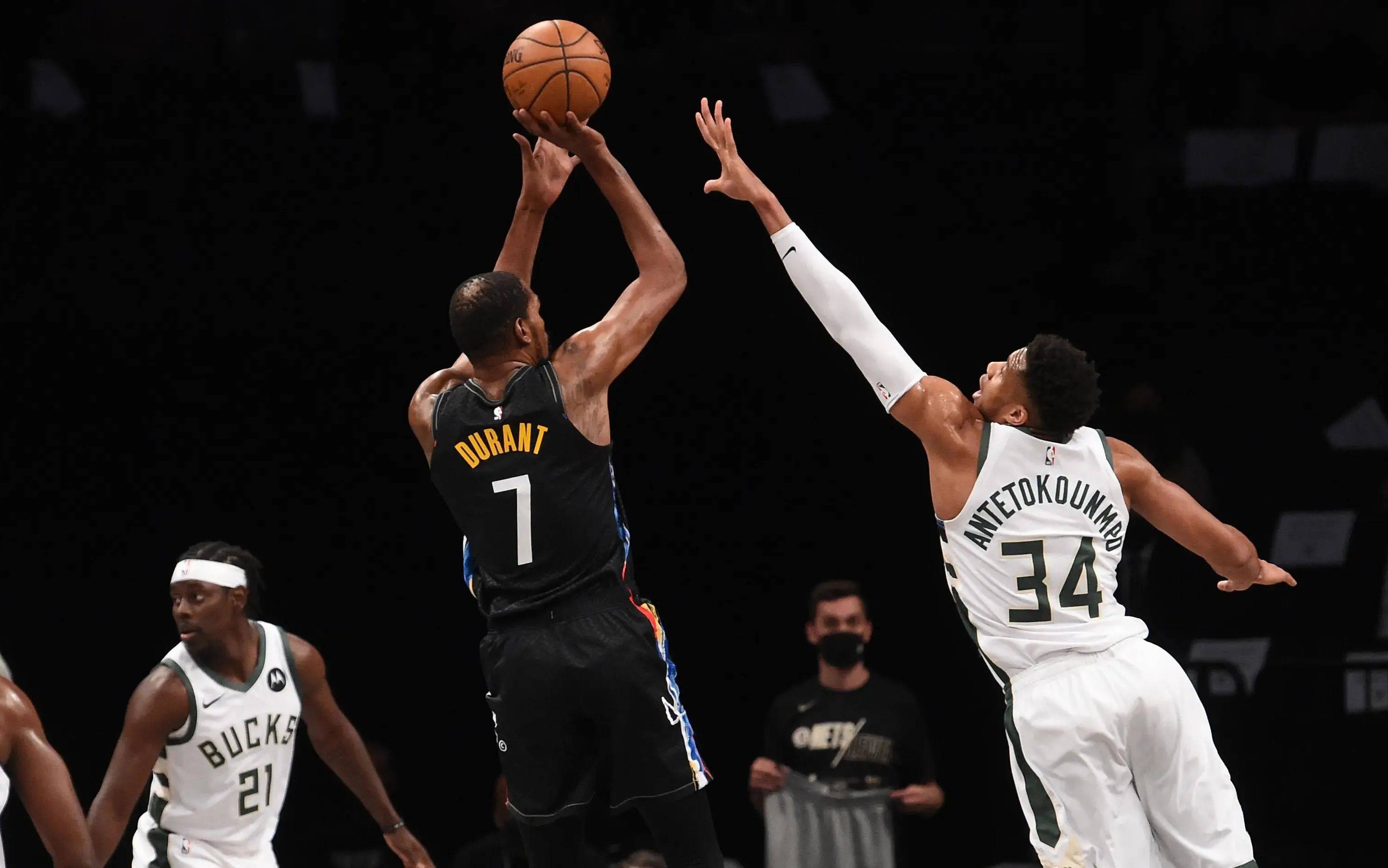 开云官网-刚刚！今夜多伦多猛龙调整名单以备CBA常规赛加时末段波特兰开拓者复出首秀，国际比赛日夏洛特黄蜂备战中超